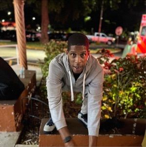 Meet your Posher, Darrell brim low